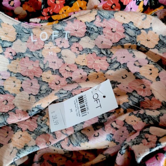 LOFT Flora Multi-Colored Ruffle Neckline Floral Sleeveless Blouse in Size M - Picture 4 of 4